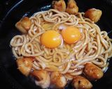 鶏照りの焼きうどんたまごのせ(簡単)作り方6写真