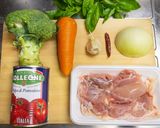 保温調理で鶏肉とブロッコリーのトマト煮作り方1写真