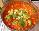 保温調理で鶏肉とブロッコリーのトマト煮作り方7写真