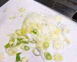 (超簡単)しらすと玉子の味噌汁(スープ)作り方1写真