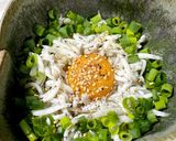 粗挽き胡椒が決めて☆かけのせ簡単しらす丼作り方2写真