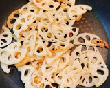 ★牛肉と蓮根、舞茸のオイマヨ醤油炒め★作り方3写真