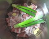 みりん不使用☆圧力鍋で豚軟骨の味噌煮込み作り方1写真