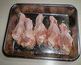 梅酒の利用法　鶏手羽元の梅酒煮作り方1写真