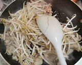 豚肉ともやしのパクチー炒め作り方3写真