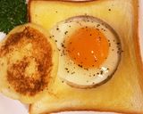 トーストの中に目玉焼き★作り方3写真