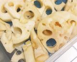 彩り鮮やか！蓮根の明太マヨ和え作り方2写真
