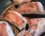 フライパンで焼くだけ！簡単！スペアリブ作り方3写真