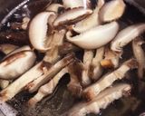簡単！椎茸とシーフード香るお味噌汁作り方3写真