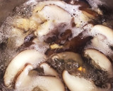 簡単！椎茸とシーフード香るお味噌汁作り方6写真