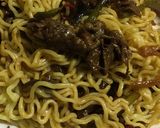 辛口プルコギで牛スタミナ焼きそば！作り方1写真
