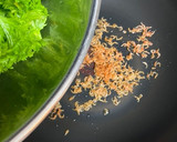 わさび菜と干しえびの塩炒め☆仕上げごま油作り方4写真