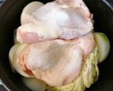 ストウブでキャベツと鶏肉の煮込み作り方3写真