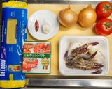 カニ風味満点・渡り蟹のトマトソースパスタ作り方1写真