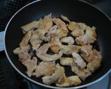 サクサク！鶏皮のピリ辛味噌炒め作り方3写真