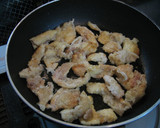 サクサク！鶏皮のピリ辛味噌炒め作り方3写真