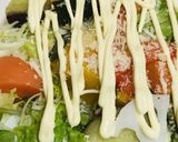 市販サラダ&プチトマトのシーザーサラダ風作り方2写真