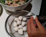 海老と水菜とモッツァレラのサラダ作り方4写真