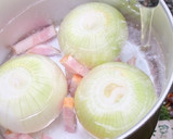 アウトドア料理☆まるごと玉ねぎのスープ♪作り方2写真