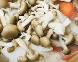 ブロッコリーと合い挽き肉の豆乳鍋作り方1写真