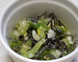 ☆ご飯のお供に♪塩昆布・ネギ塩たれ和え☆作り方1写真