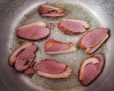 超簡単!具材ジューシー鴨南蛮そば作り方3写真