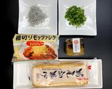 油揚げしらすにチーズガーリックオイルかけ作り方1写真
