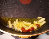 釜揚げ桜エビと春菊のパスタ作り方3写真
