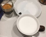 チョコソースで簡単ラテアートのカフェラテ作り方4写真