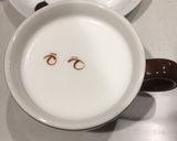 チョコソースで簡単ラテアートのカフェラテ作り方5写真