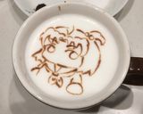 チョコソースで簡単ラテアートのカフェラテ作り方9写真