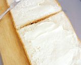 クリームチーズとラフランスのサンドイッチ作り方2写真