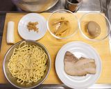 煮豚チャーシューと味玉入り醤油ラーメン作り方1写真