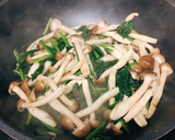 ほうれん草としめじのクリームパスタ作り方4写真