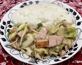 ハムと残り野菜のヒガシマル炒め作り方2写真