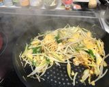 セロリの葉ともやしと卵の炒め物作り方4写真