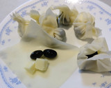 黒豆とチーズの包み揚げ作り方1写真