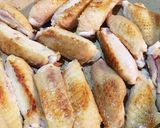 圧力鍋で!厚切り大根と手羽中の時短煮物 作り方3写真