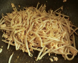 たっぷりもやしとひき肉のカレー炒め作り方3写真
