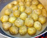 小粒新じゃがのごま味噌がらめ。作り方2写真