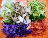 簡単！風邪に野菜たっぷり生姜味噌汁作り方1写真
