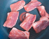 焼肉を辛子とウスターソースで♪作り方1写真