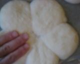 新玉ねぎたっぷり　ピザ風花形フョカッチャ作り方3写真