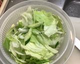 鯖水煮缶と アボカドの サラダ作り方1写真
