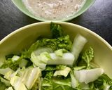 寒い時♡とろろ芋と白菜のかき玉味噌汁作り方1写真