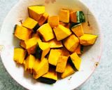 かぼちゃ・ほうれん草・クルミのからしマヨ作り方1写真
