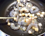 魚介類ときのこのバターじょうゆ炒め♬作り方2写真