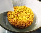 チキンラーメンまぜそば。(笑)作り方3写真