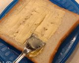 食パンにマーガリンを、薄く綺麗に塗る方法作り方4写真