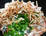鶏むね肉とごぼうのガーリック醤油炒め作り方4写真